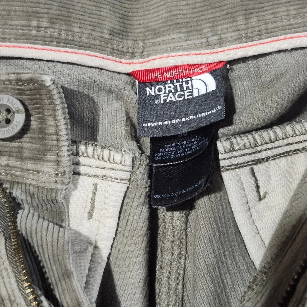 The North Face Cliff Rock Crag Pant Mens 38 Gray Corduroy Relaxed Straight Leg